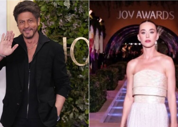 Shah Rukh Khan turns presenter at Joy Awards