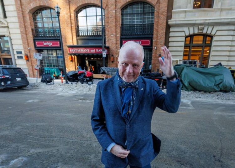 MIKE DEAL / FREE PRESS
                                Kenny Boyce, manager of Winnipeg’s film and special events, says it’s still a thrill to provide personalized recommendations to big stars.