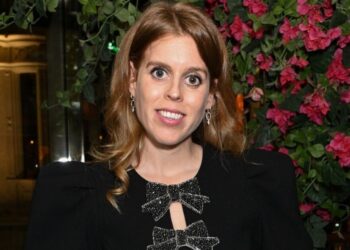Steal Princess Beatrice’s style with £50 winter boots | Royal | News