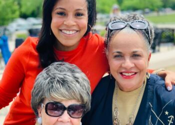 Sheinelle-Jones-With-Her-Mom-and-Grandma-610689208_18547451278052011_5871058627035458152_n