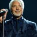 Tom Jones issues urgent warning to fans after 'sad' development | Celebrity News | Showbiz & TV