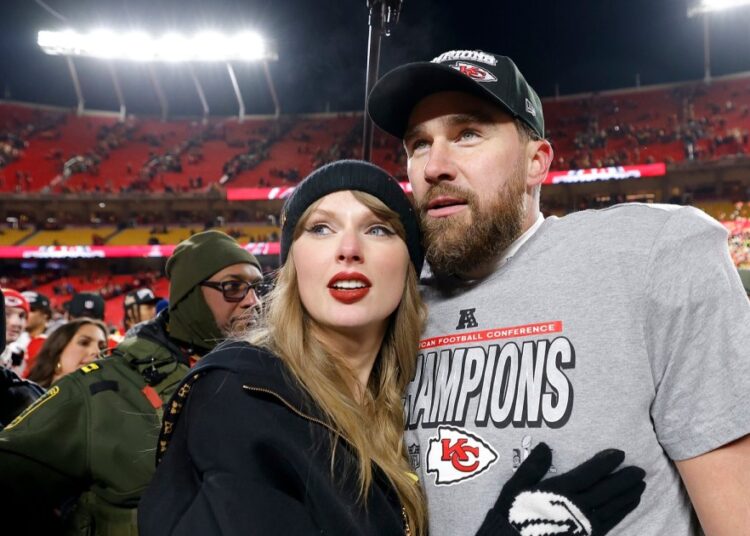Travis Kelce Refuses to Reveal What Taylor Swift Got Him for Christmas