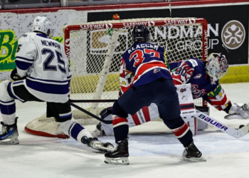 Victoria Royals strike early, snap Regina Pats’ win streak with 5–2 victory