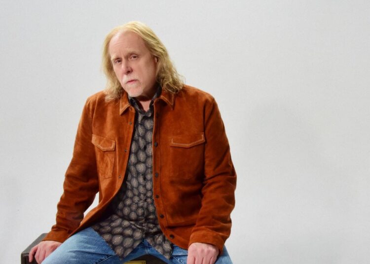 Warren Haynes Performs New Song “Desiree” on ‘The Late Show with Stephen Colbert’