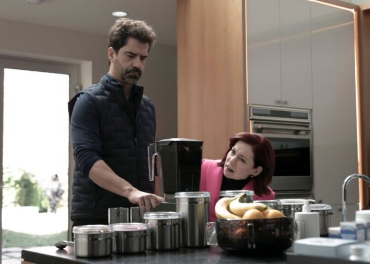 Carrie Preston and Hamish Linklater in 'Elsbeth' Season 3 Episode 11
