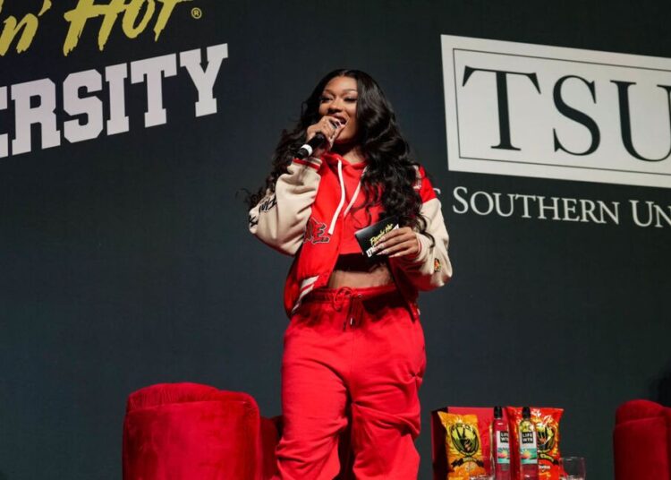 Where 15 Famous Singers and Rappers Went to College | Best Colleges