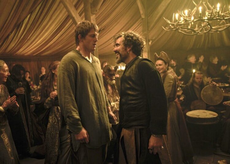 Peter Claffey as Dunk and Daniel Ings as Lyonel Baratheon in 'A Knight of the Seven Kingdoms' Season 1 Episode 1