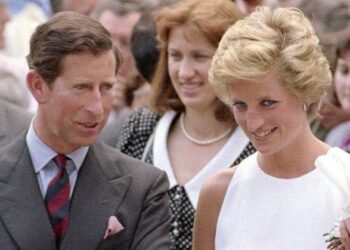 Princess Diana had the upper hand against Prince Charles when it came to their media war.MEGA