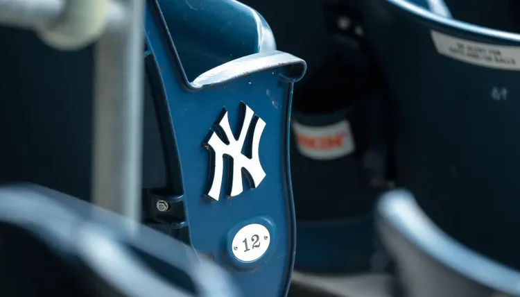 Yankees sign former Royals, Astros 3.84 ERA reliever   image