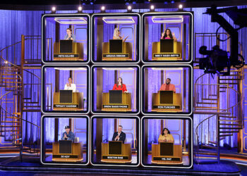 Coverage of the CBS Original Series HOLLYWOOD SQUARES, Season 2, Episode 222, scheduled to air on the CBS Television Network. Pictured: (Clockwise) Pete Holmes, Ariana DeBose, Niecy Nash-Betts, Ron Funches, Ms. Pat, Boston Rob, Jo Koy, Tiffany Haddish and Co-Host Drew Barrymore. Photo: Matthew Taplinger/CBS ©2025 CBS Broadcasting, Inc. All Rights Reserved.