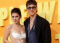 ‘People We Meet on Vacation’ Stars Tom Blyth & Emily Bader Pose Together on Premiere Red Carpet | Alan Ruck, Brett Haley, Caylee Cowan, Emily Bader, Emily Henry, Greer Grammer, Jameela Jamil, Lukas Gage, Madeleine Akua, Miles Heizer, Molly Shannon, Movies, Netflix, People We Meet On Vacation, Sarah Catherine Hook, Stella Shannon Chestnut, Tom Blyth, Tommy Do | Celebrity News and Gossip | Entertainment, Photos and Videos