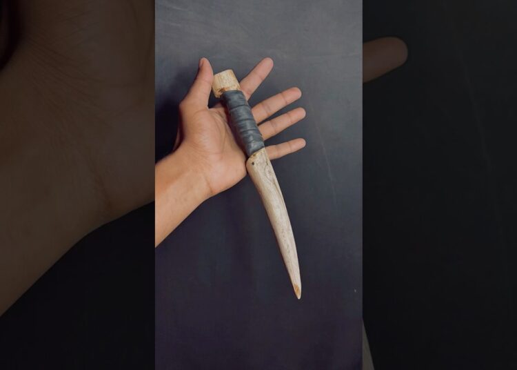 Making wooden Dagger #survival #diy #creative #craft #woodworking  #artist #shortvideo #viralvideo