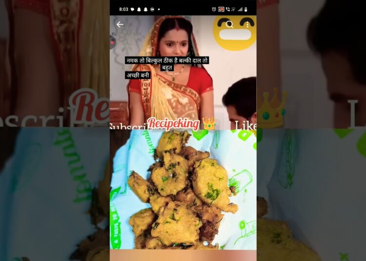Gopi bahu making moong chana daal pakoda .#celebrity #gopibahu #saathnibhanasaathiya #protein #food.