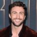 Aaron Taylor-Johnson strips down & shows off his sexy body