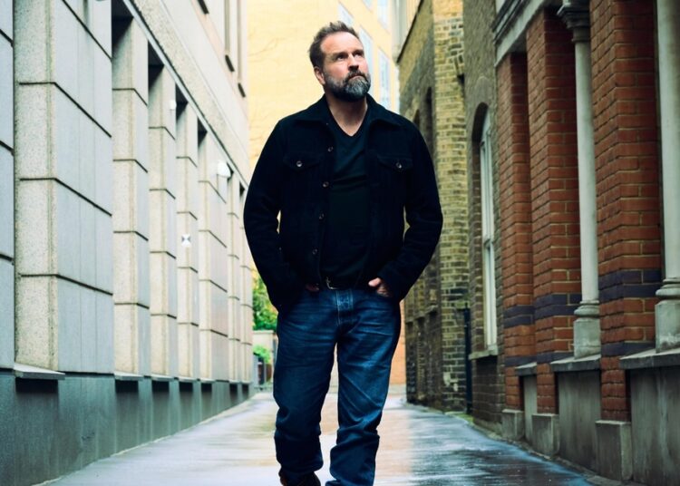 Alfie Boe Sets New Album 'Face Myself' Featuring Original Songs