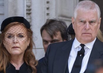 Bizarre reason Sarah Ferguson moved in with Andrew despite divorce | Royal | News