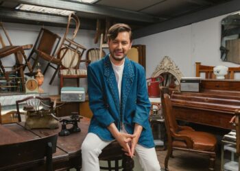 The Salvage Squad presenter Brian Dowling
