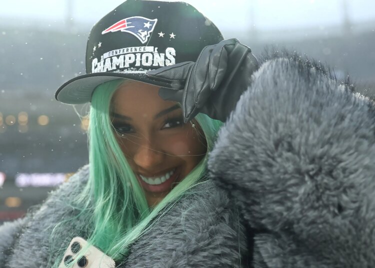 Cardi B takes dig at fellow rapper BIA on tour. See what she did.