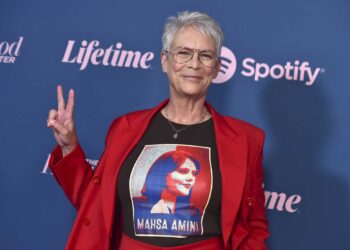 Celebrity gossip and sightings in and around Connecticut in December