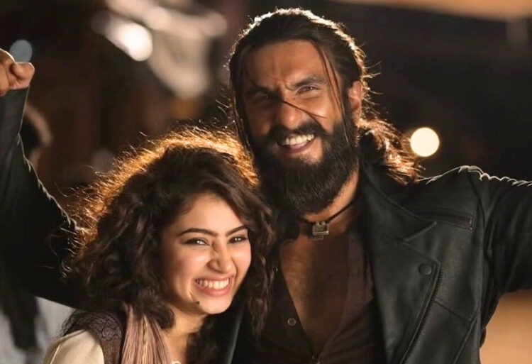 Dhurandhar Stars Sara Arjun Ranveer Singh Akshaye Khanna Dominate IMDb Popular Celebrities List