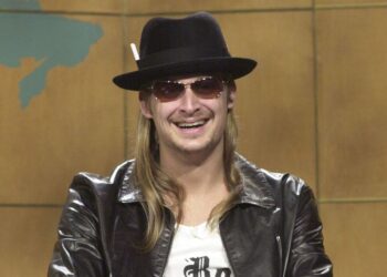 'Disgusting' Kid Rock slammed as 'underage girls' SNL joke resurfaces - Celebrity News - Entertainment