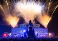 Fireworks ring in Saxony's ball night of the year at the Semperoper in Dresden / Photo: Sebastian Kahnert/dpa