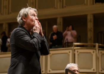 Esa-Pekka Salonen leads potent music at Symphony Center | Arts & Entertainment