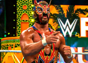 Every surprise & return in the Men’s Royal Rumble match