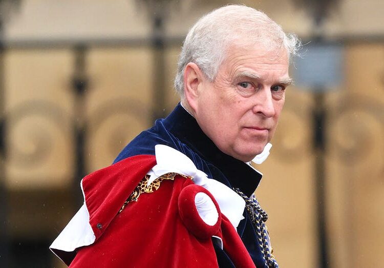 Ex-Prince Andrew leaves royal mansion ‘in dead of night’ after compromising Epstein photos surface: expert