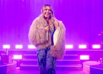 Hilary Duff Announces the Lucky Me World Tour
