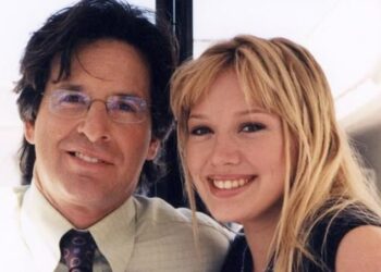 Hilary Duff, 38, paid tribute to her TV dad Robert Carradine following his death at 71. Carradine's family announced that he died by suicide on Monday