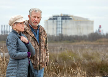 Jane Fonda visits John Allaire, a retired environmental engineer and Southwest Louisiana resident, who has been battling the expansion of liquefied natural gas exports near him.