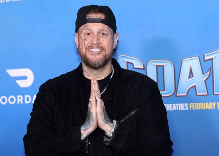 Jelly Roll being honored with humanitarian award amid MAGA backlash - Celebrity News - Entertainment