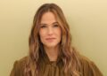 Jennifer Garner Accidentally Bit Off a Chunk of an Actor’s Ear During a Fight Scene | Jennifer Garner | Celebrity News and Gossip | Entertainment, Photos and Videos