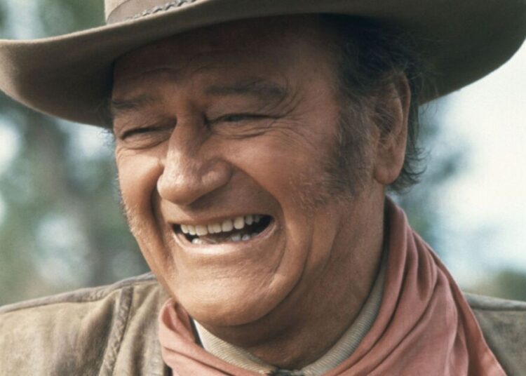 John Wayne suffered relentlessly appalling treatment on Stagecoach set - Celebrity News - Entertainment