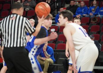 Jonesport-Beals Royals Dominate Deer Isle-Stonington