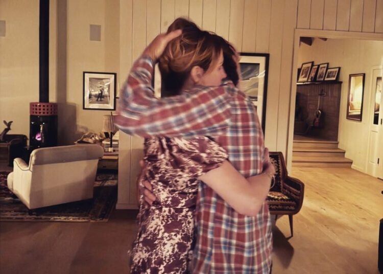 julia Roberts Shares Rare PDA Pic for Husband Danny Moder birthday