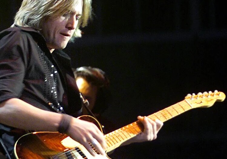 Keith Urban's longtime manager Gary Borman retires, shutters company