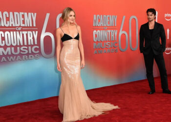 Kelsea Ballerini and Chase Stokes at the 60th ACM Awards