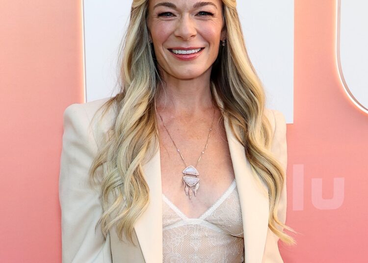 LeAnn Rimes Interview, Health Update After Teeth Fell Out