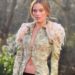 Margot Robbie’s Braless Photos Flaunt Super Tiny Miniskirt at Premiere