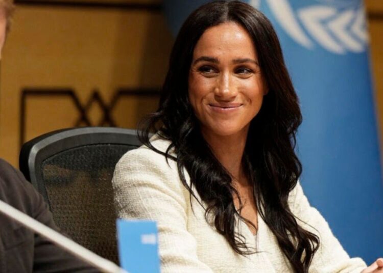 Meghan Markle's blazer costs £1.5k – buy similar for £40 | Royal | News