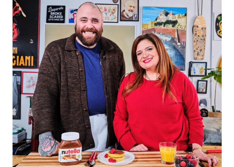 NUTELLA® AND CELEBRITY CHEFS ALEX GUARNASCHELLI AND CHRISTIAN PETRONI TEAM UP TO SUPPORT FIREFIGHTERS FOR YEAR THREE OF THE "STACKS FOR GIVING BACK" PROGRAM