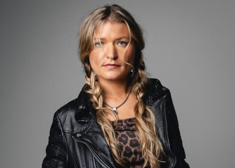 New Music Critique: Sophie Gault