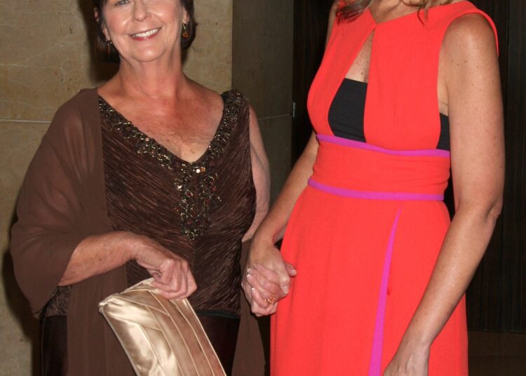 New Video Shows Blood in Front of the Home of Savannah Guthrie’s Missing Mom