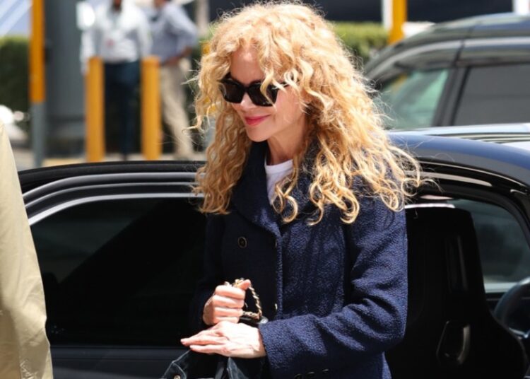 Nicole Kidman Returns to Her Natural Curls in Sydney