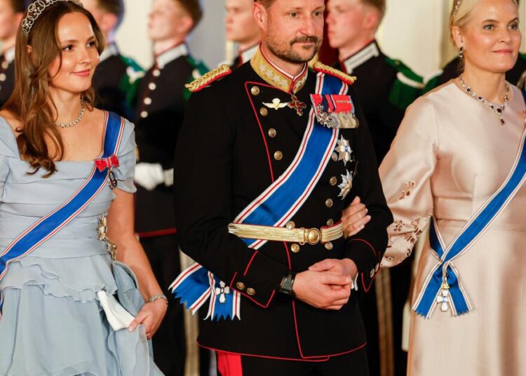 Norwegian crown princess apologizes to royals and all 'disappointed' by her Epstein contacts
