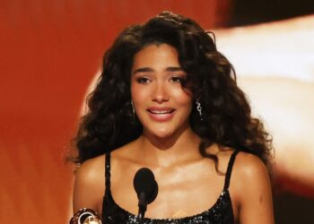 Olivia Dean Wins Grammy for Best New Artist, Champions Immigrants