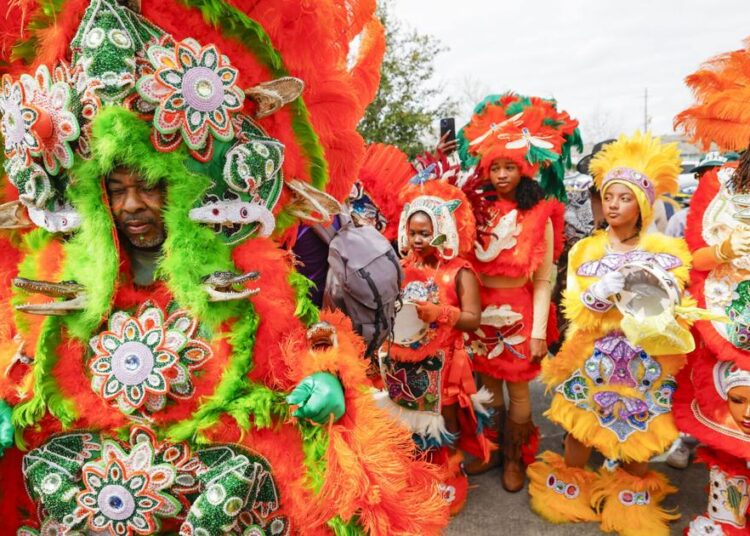 Photos: Golden Feather Hunters debut suits on Mardi Gras Day | Entertainment/Life