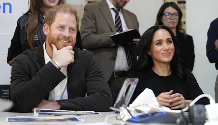 Prince Harry, Meghan Markel receive warm welcome from royal family members